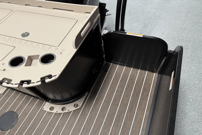 Slide: The Image of Premier 230 Sunsation 2025 - 78