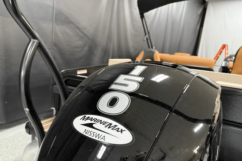 Slide: The Image of Premier 230 Sunsation 2025 - 81