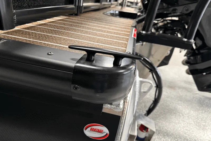 Slide: The Image of Premier 230 Sunsation 2025 - 88