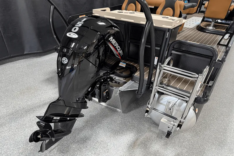 Slide: The Image of Premier 230 Sunsation 2025 - 9