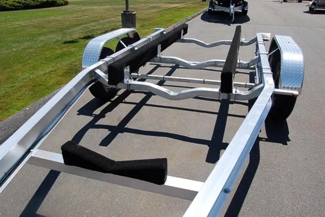 Slide: The Image of Venture Trailers Aluminum Tandem Axle Bunks VATB-8025 2024 - 11