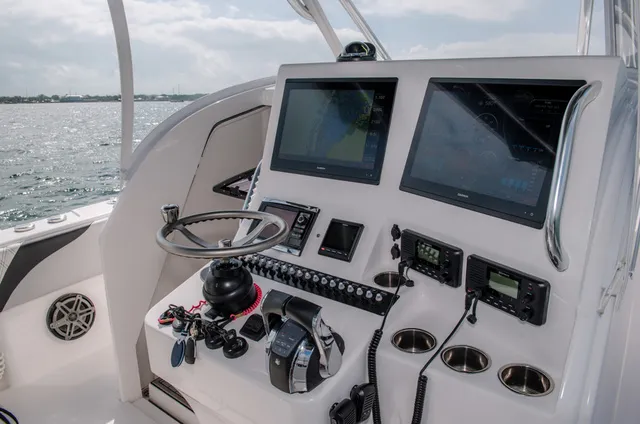 Slide: The Image of Contender 39FA Custom Build 39' 2026 - 5