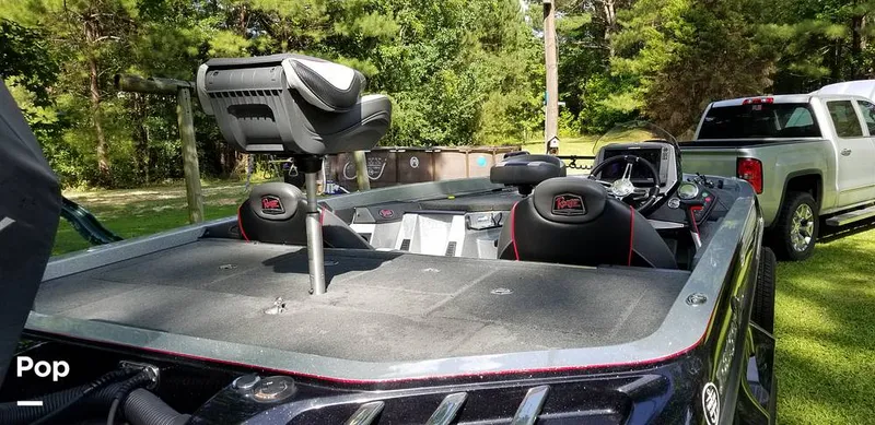 Slide: The Image of Pedestal Seats - 7562208