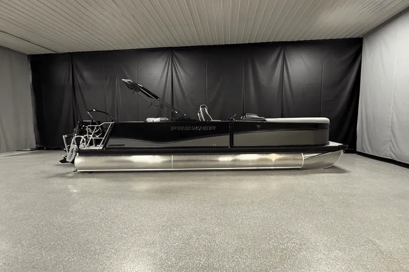 Slide: The Image of Premier 230 Sunsation 2025 - 0