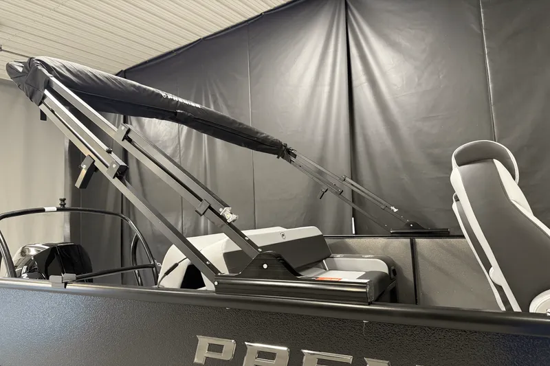 Slide: The Image of Premier 230 Sunsation 2025 - 16