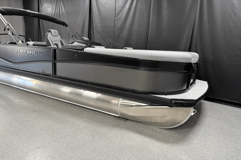 Slide: The Image of Premier 230 Sunsation 2025 - 4