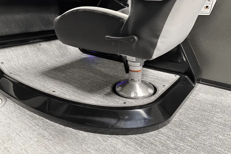 Slide: The Image of Premier 230 Sunsation 2025 - 45