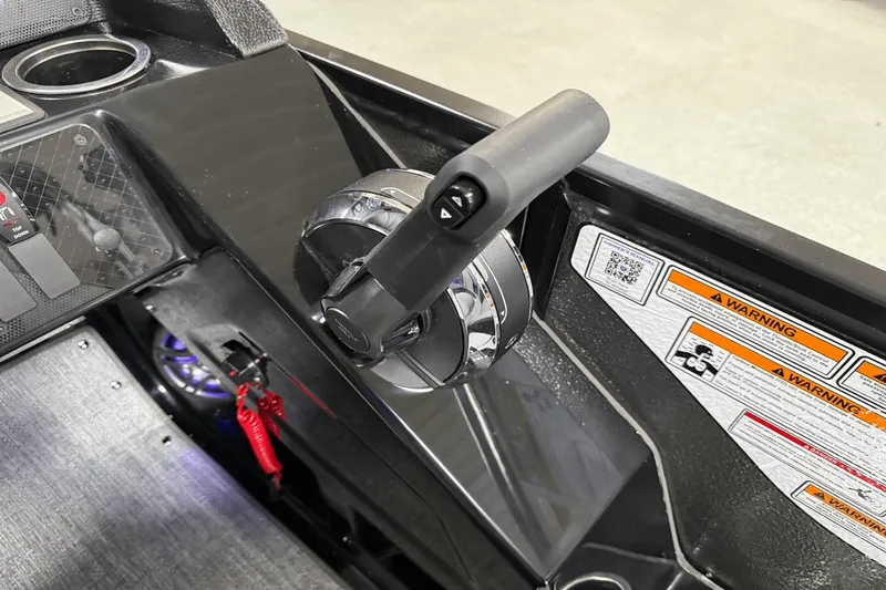 Slide: The Image of Premier 230 Sunsation 2025 - 48