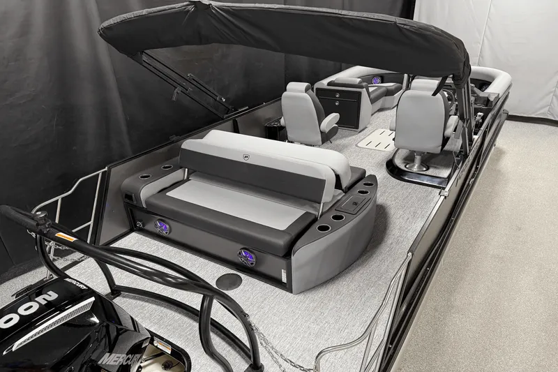 Slide: The Image of Premier 230 Sunsation 2025 - 7