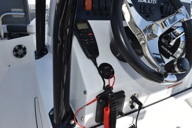 Slide: The Image of Blackfin 212CC 2018 - 54