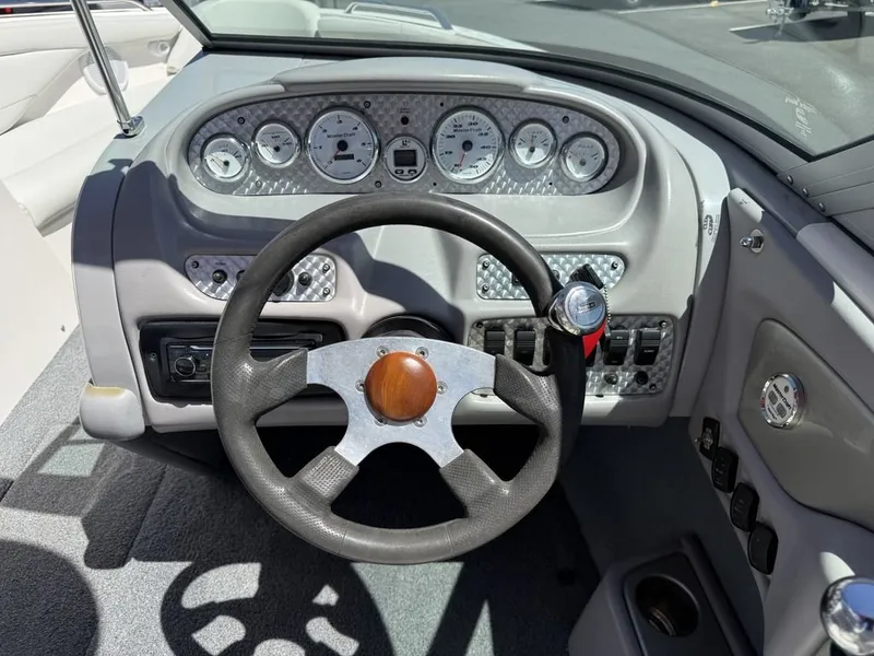 Slide: The Image of MasterCraft X30 2002 - 11