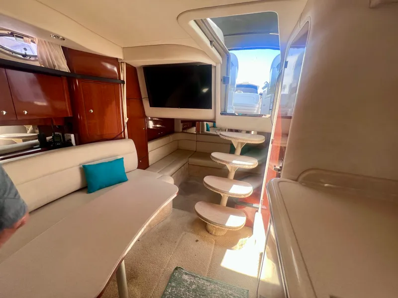 Slide: The Image of Sea Ray 340 Sundancer 2003 - 18