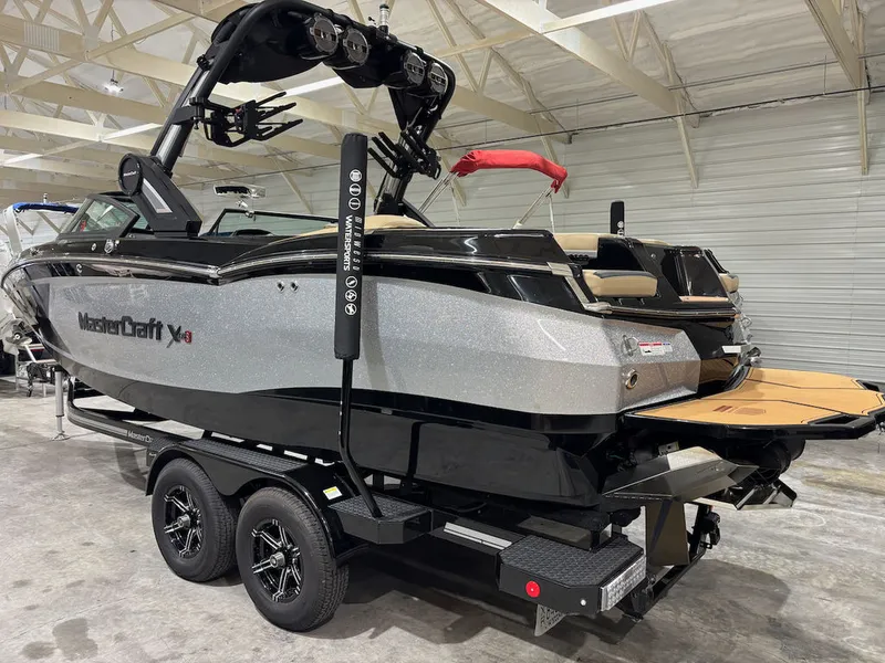 Slide: The Image of MasterCraft Xstar S 2022 - 4