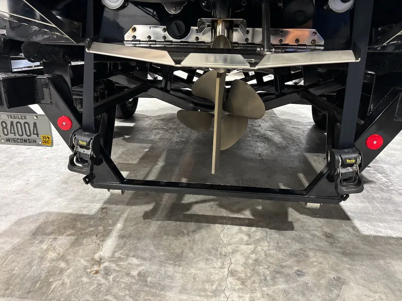 Slide: The Image of MasterCraft Xstar S 2022 - 19