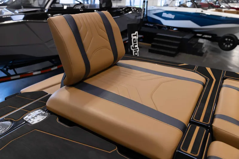 Slide: The Image of Malibu 25 LSV 2025 - 38