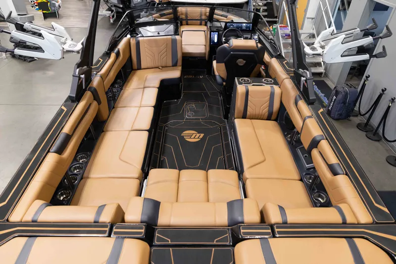 Slide: The Image of Malibu 25 LSV 2025 - 12
