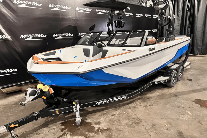 Slide: The Image of Nautique Super Air Nautique GS22 2025 - 1