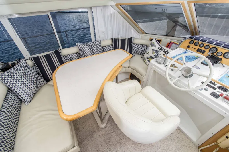 Slide: The Image of Navigator 53 pilothouse 1999 - 14