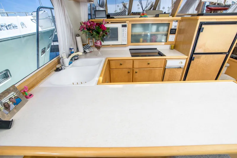 Slide: The Image of Navigator 53 pilothouse 1999 - 19