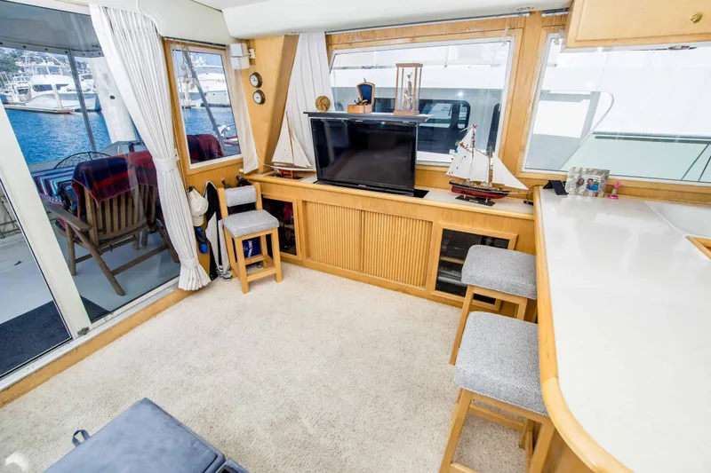 Slide: The Image of Navigator 53 pilothouse 1999 - 21