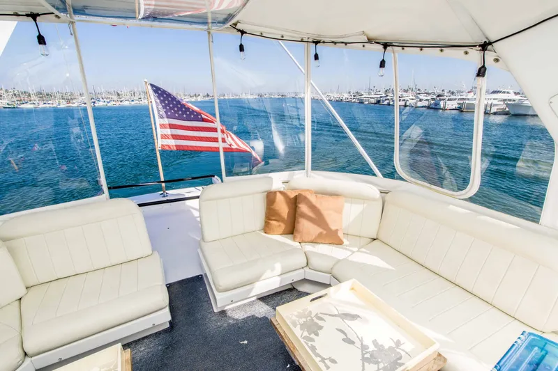 Slide: The Image of Navigator 53 pilothouse 1999 - 13