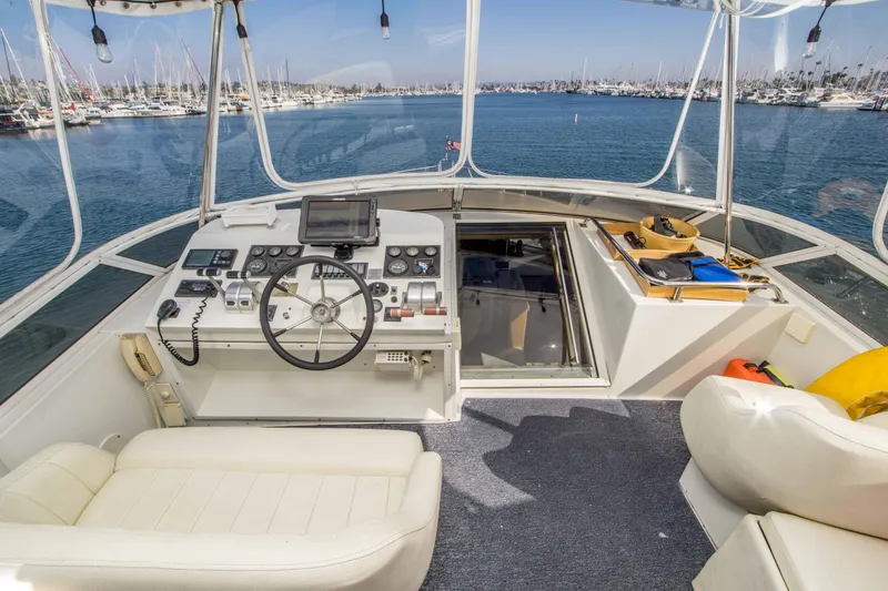 Slide: The Image of Navigator 53 pilothouse 1999 - 7