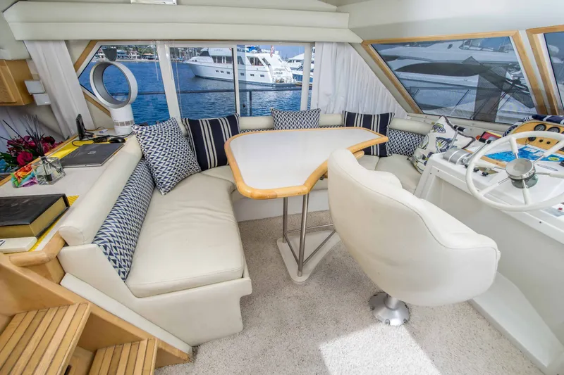 Slide: The Image of Navigator 53 pilothouse 1999 - 16