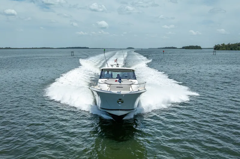 Slide: The Image of Pursuit OS 445 Offshore 2024 - 20