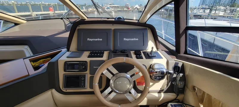Slide: The Image of Azimut 45 2013 - 60