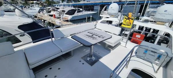 Slide: The Image of Azimut 45 2013 - 12