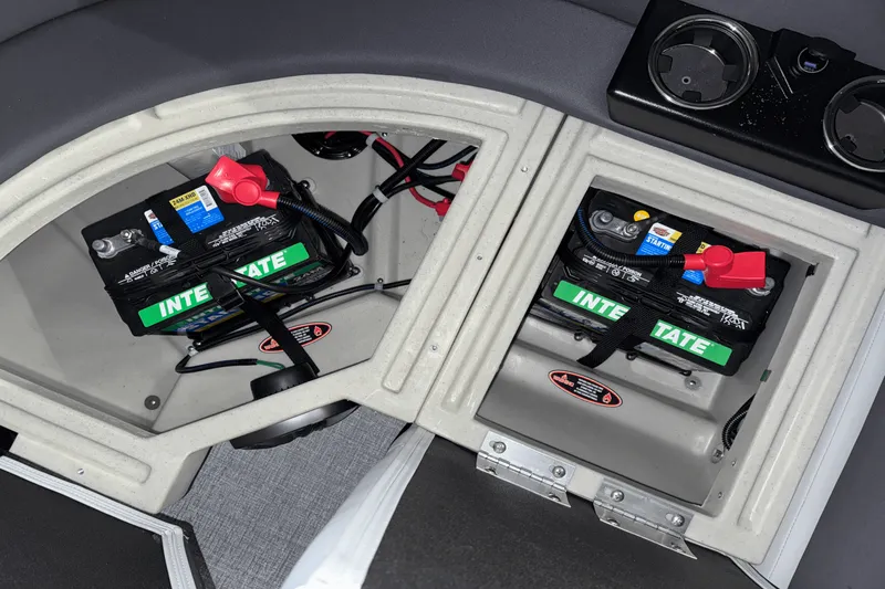 Slide: The Image of Harris 230 Cruiser 2025 - 10