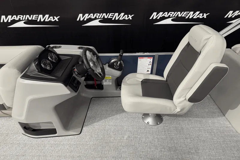 Slide: The Image of Harris 230 Cruiser 2025 - 21