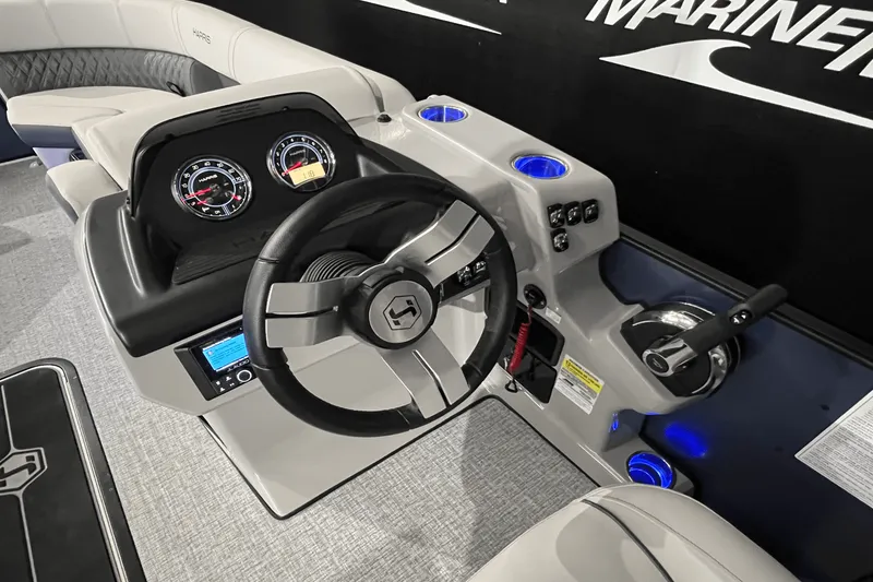 Slide: The Image of Harris 230 Sunliner 2025 - 15