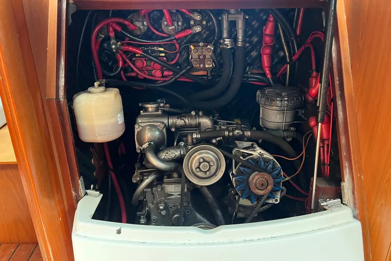 Slide: The Image of Beneteau Oceanis 361 2001 - 13