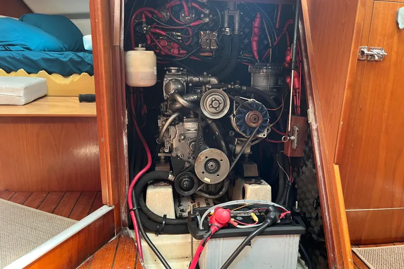 Slide: The Image of Beneteau Oceanis 361 2001 - 14