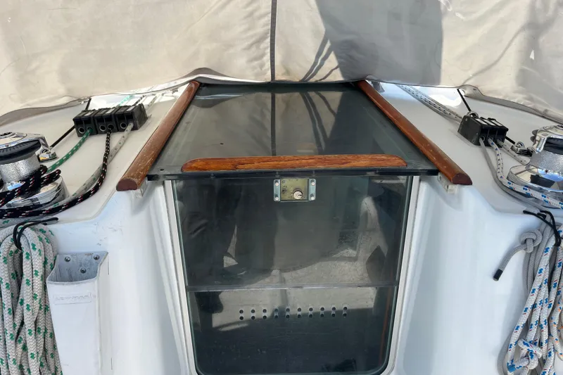 Slide: The Image of Beneteau Oceanis 361 2001 - 28