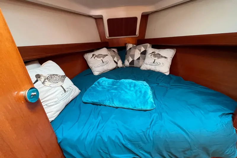 Slide: The Image of Beneteau Oceanis 361 2001 - 5