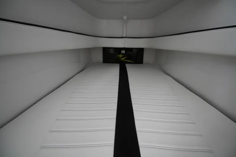 Slide: The Image of Renegade 33 Open 2025 - 30