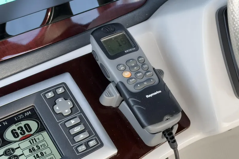 Slide: The Image of Meridian 341 Sedan 2011 - 10