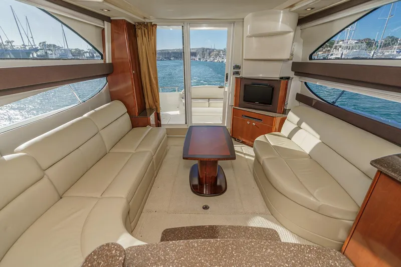 Slide: The Image of Meridian 341 Sedan 2011 - 19