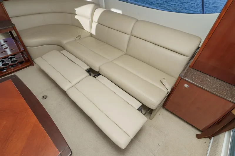 Slide: The Image of Meridian 341 Sedan 2011 - 22