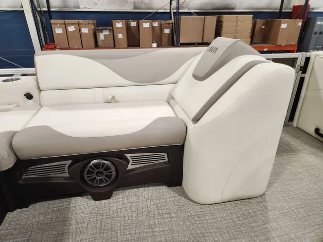 Slide: The Image of Avalon 2385 25 LSZ VRB 2026 - 12