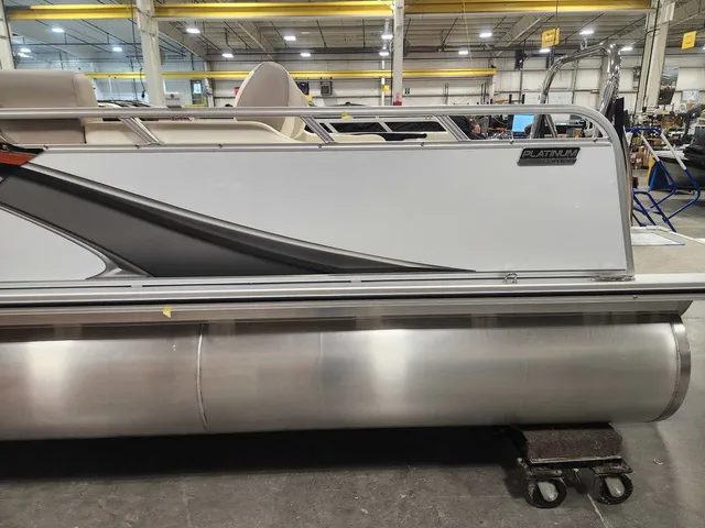 Slide: The Image of Avalon 2385 25 LSZ VRB 2026 - 6