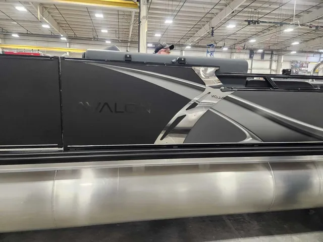 Slide: The Image of Avalon 2385 25 LSZ VRB 2026 - 4