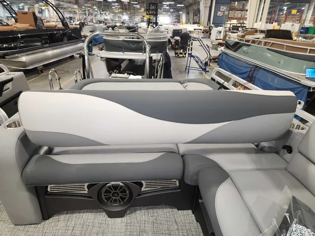 Slide: The Image of Avalon 2385 25 LSZ VRB 2026 - 11