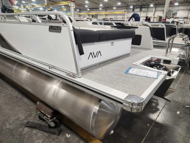 Slide: The Image of Avalon 2385 25 LSZ VRB 2026 - 3