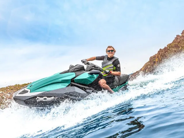Slide: The Image of Kawasaki Jet Ski® Ultra® 160LX S 2027 - 3