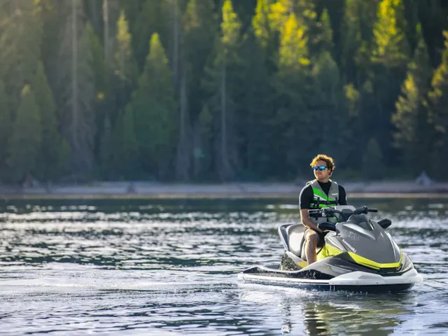 Slide: The Image of Kawasaki JET SKI® ST® 160 X 2027 - 15
