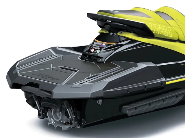 Slide: The Image of Kawasaki Jet Ski® Ultra® 310 X 2027 - 5