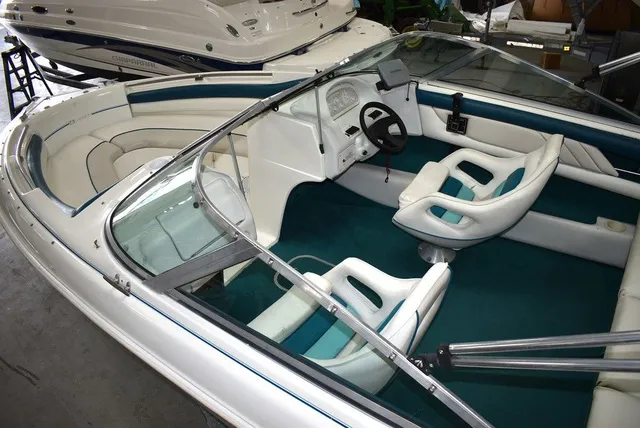 Slide: The Image of Larson SEI 200 BR 1993 - 13
